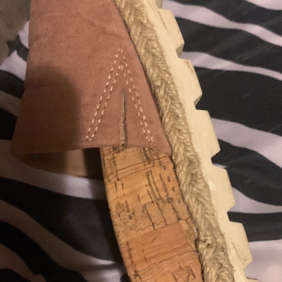 Esprit slides size 7 - Picture 3 of 7